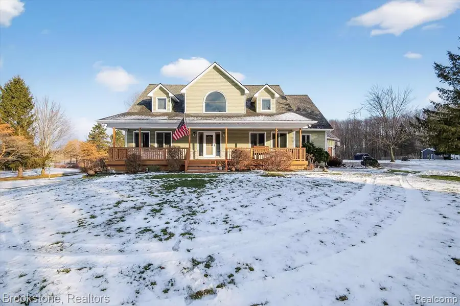 5163 Country Squire, Dryden, MI 48428 - #3