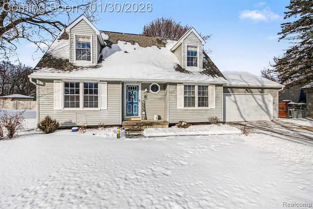 858 Alpine, Brighton, MI  - #1