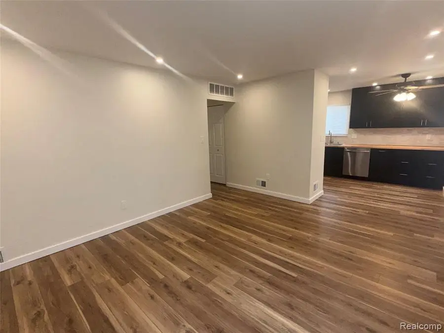 7643 Rivard, Warren, MI  - #2