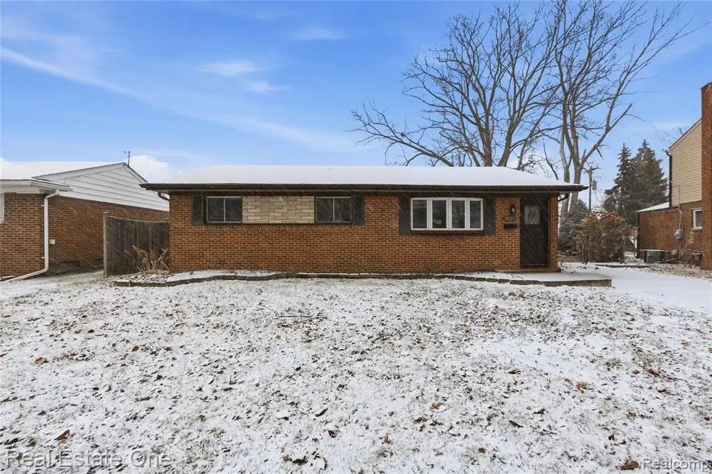 9223 Roosevelt, Taylor, MI  - #1