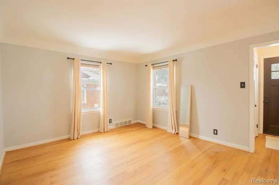 515 Farmdale, Ferndale, MI  - #2