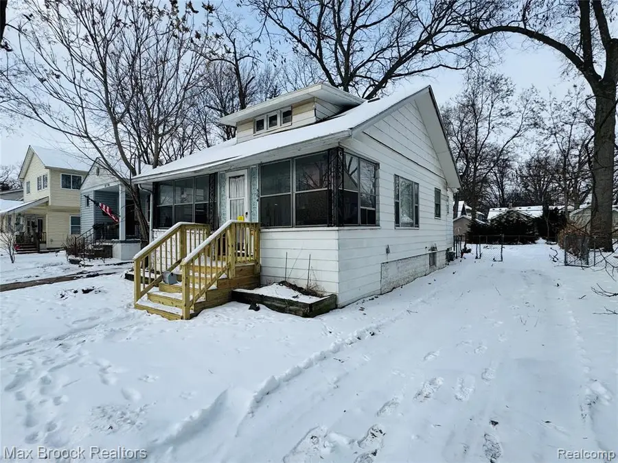 564 W Marshall, Ferndale, MI  - Image #2