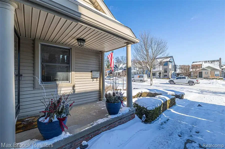 1592 Washington, Birmingham, MI  - Image #3