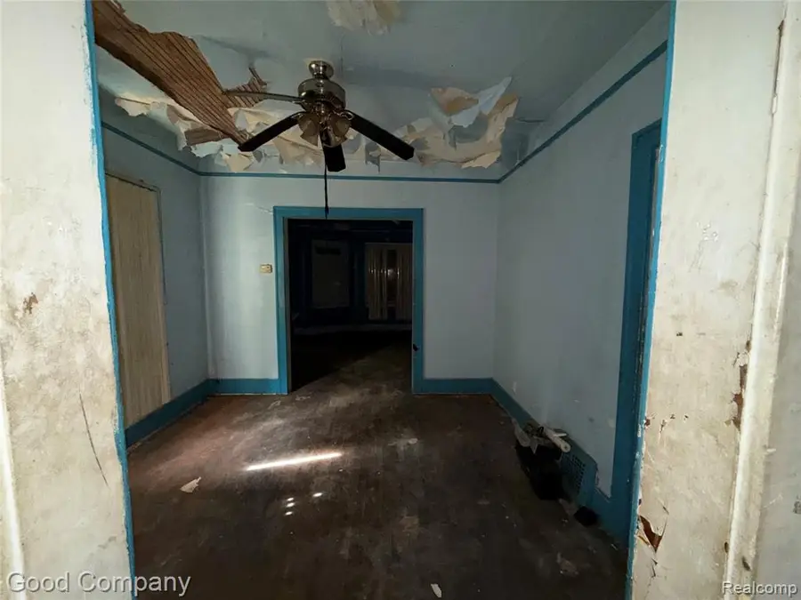 16634 Log Cabin, Highland Park, MI 48203 - Image #3