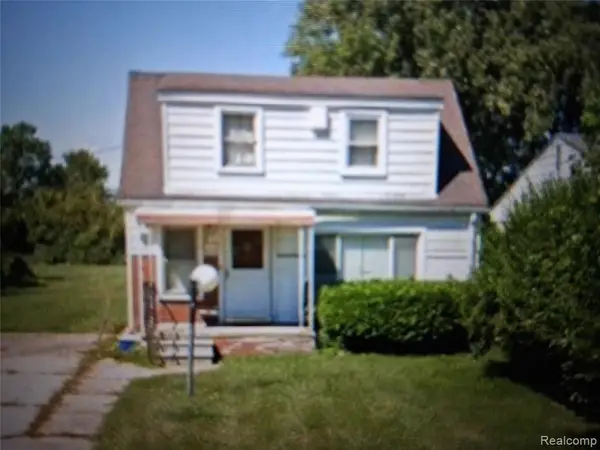 32409 Robeson, Saint Clair Shores, MI 