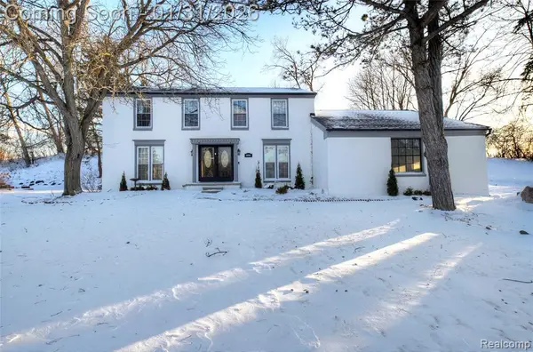 5429 Tequesta, West Bloomfield, MI 