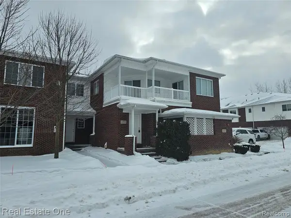 6988 Boulder Pointe #85, Washington, MI 