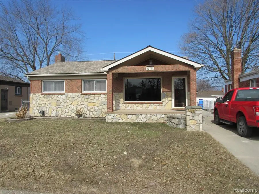 32730 Avondale, Westland, MI 48186 - #2