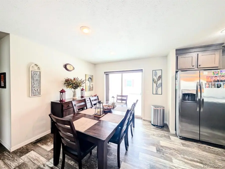 11219 Wildbrook, South Lyon, MI  - Image #2