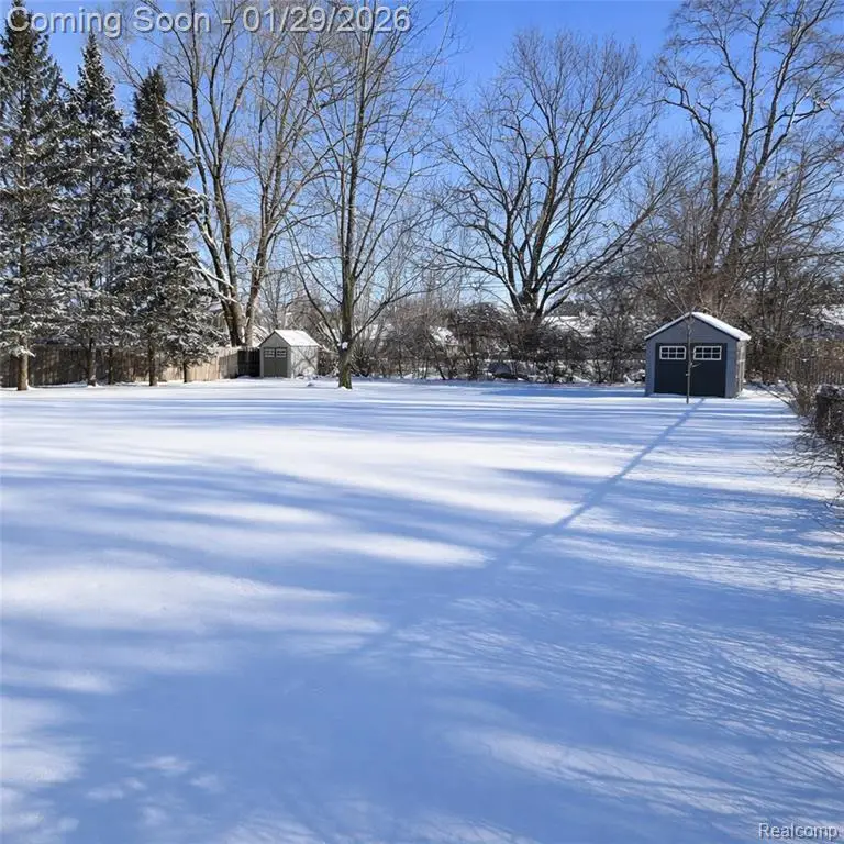 6101 Woodsdale, Grand Blanc, MI  - Image #2