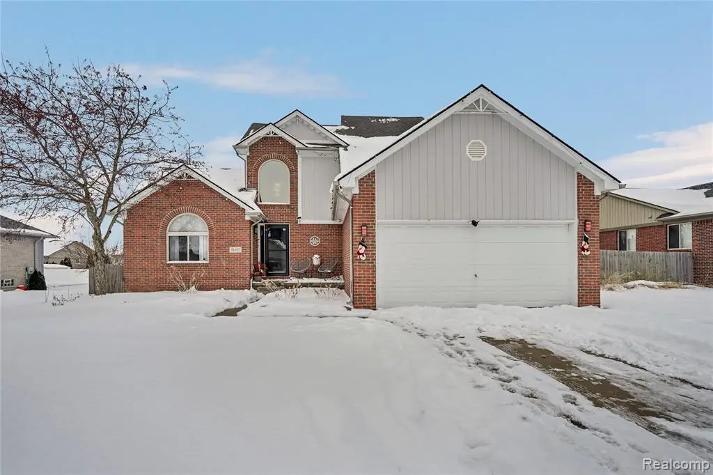 31197 Jaguar, New Baltimore, MI  - Image #1