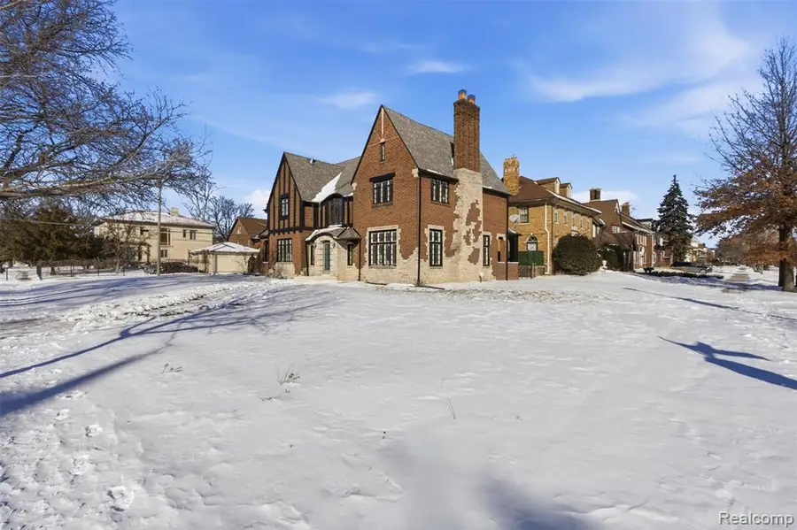 9500 La Salle, Detroit, MI 48206 - #2