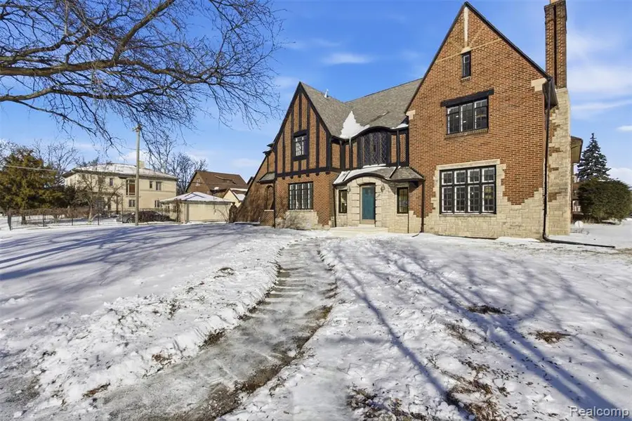 9500 La Salle, Detroit, MI 48206 - #3