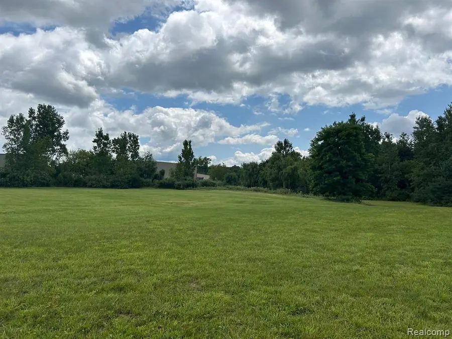 V/L Silver Lake, Linden, MI 48451 - Image #2