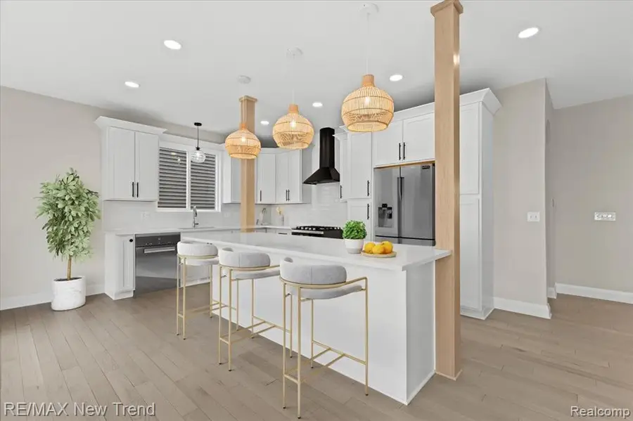 209 Mountain View Lane, Milford, MI 48381 - Image #2