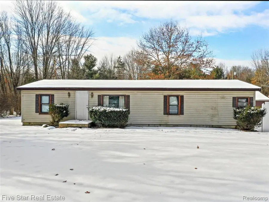 2185 Armond, Howell, MI 48855 - #2