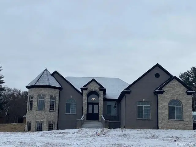 02 Bur Oak, Oakland, MI 48363 - #2