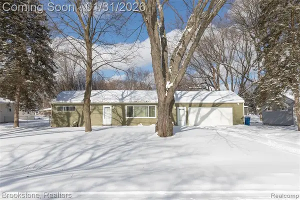 3474 Fort, Waterford, MI 