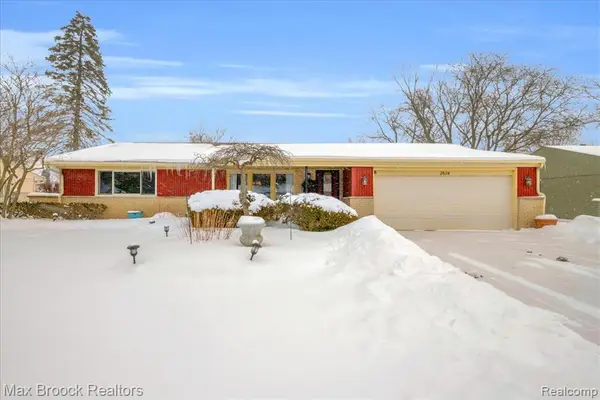 2624 Penna, West Bloomfield, MI 