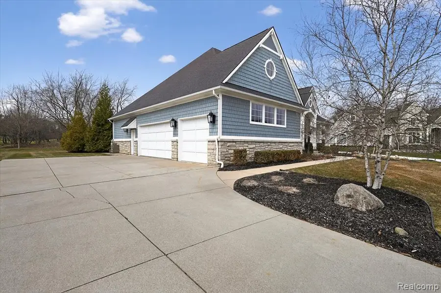 7247 Ardsley, Clarkston, MI 48348 - #2