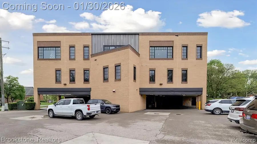 804 N Main #2C, Rochester, MI  - Image #3