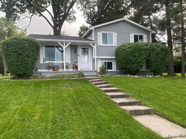 5171 Durnham, Waterford, MI 