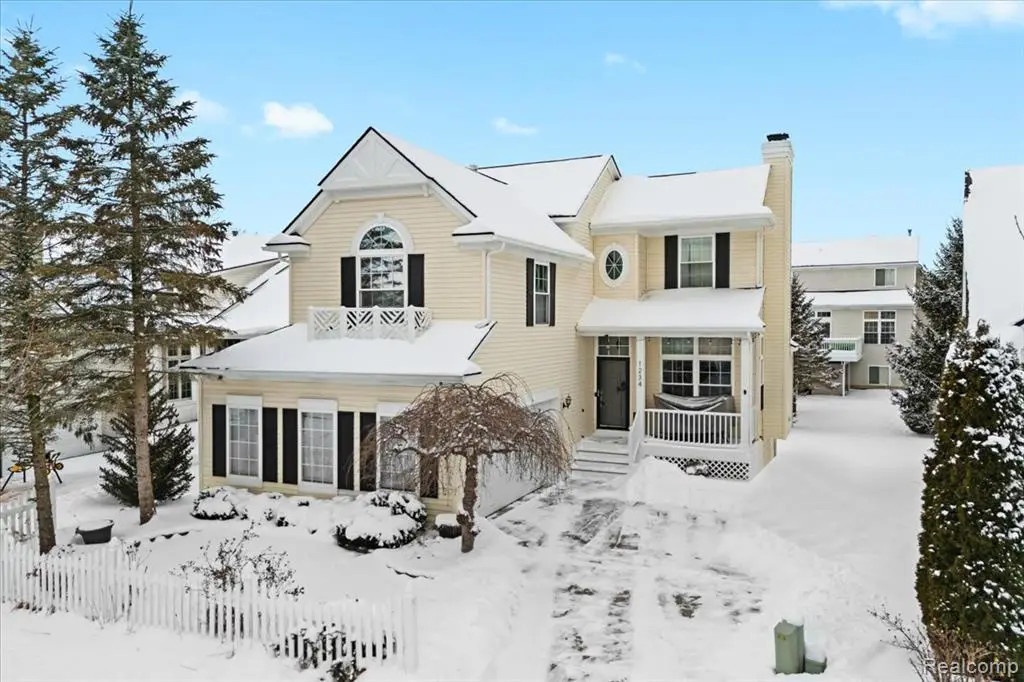 1234 Hudson, Howell, MI 48843 - #1