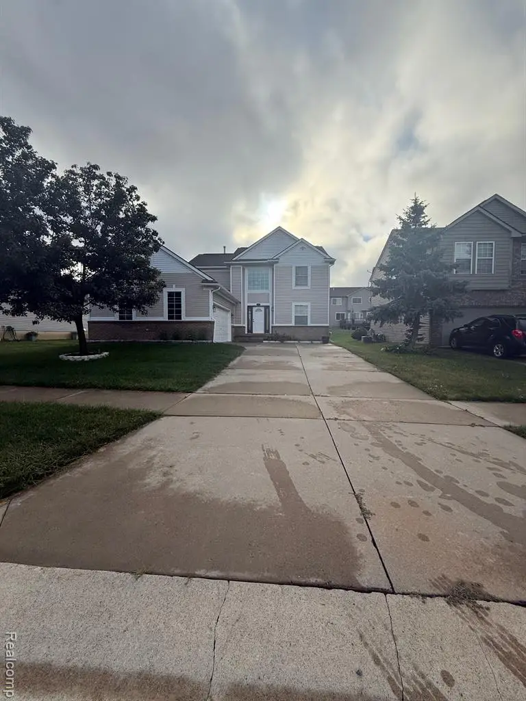 321 Tom, Pontiac, MI  - Image #2