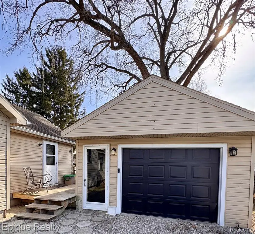 324 E Center, Petersburg, MI  - #2