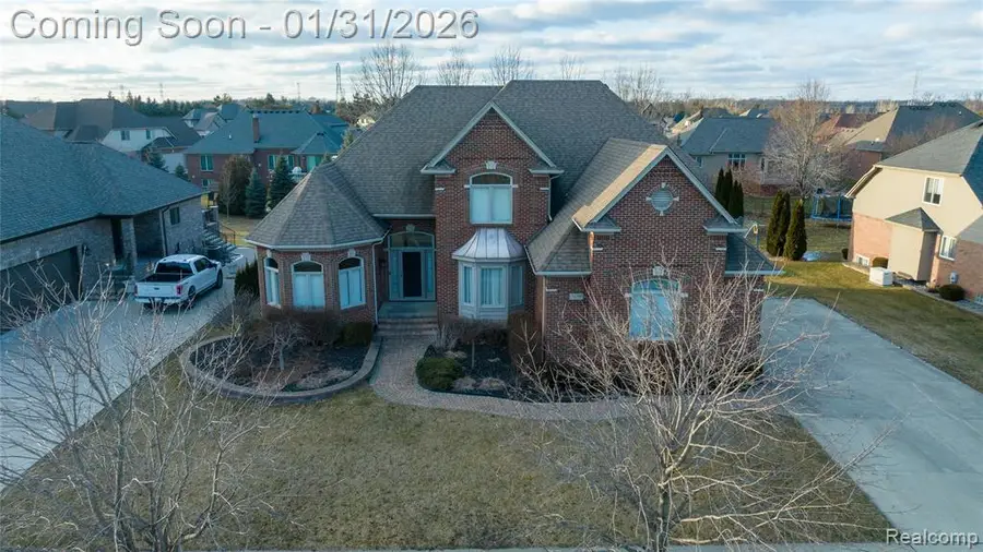 54395 White Spruce, Shelby Charter Township, MI  - Image #2