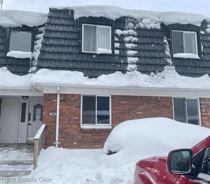 1804 Colonial Village Way #2, Waterford, MI  - Image #1