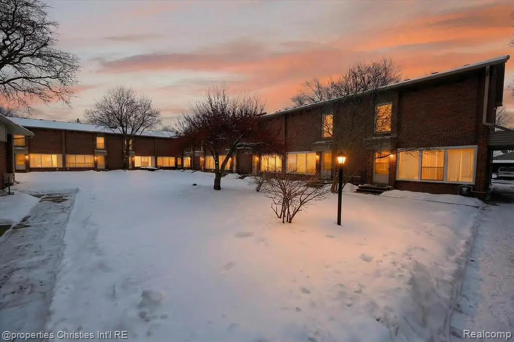 32651 5 Mile #15, Livonia, MI  - Image #1