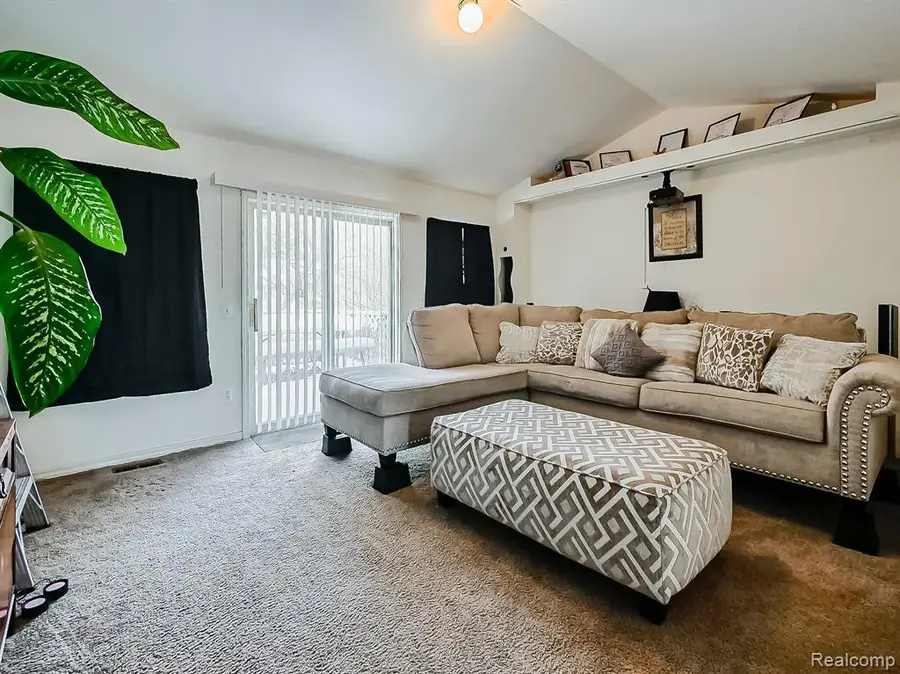 34460 Van Born, Wayne, MI 48184 - #2