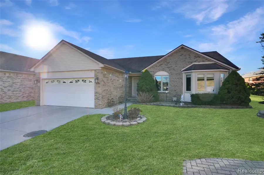 36291 Genuine Risk, Clinton Township, MI  - #2