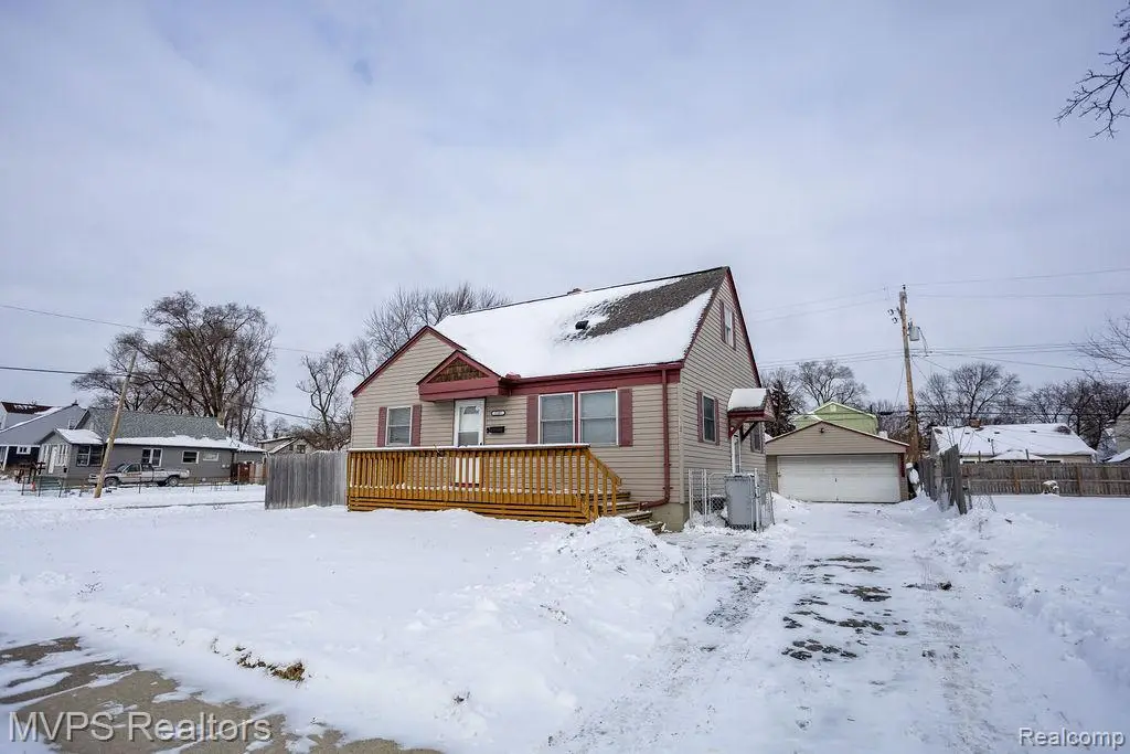 1107 E Muir, Hazel Park, MI  - Image #1