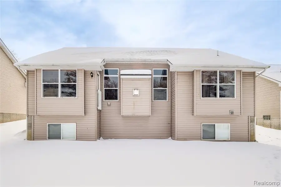 4503 Cross Creek, Burton, MI  - Image #3