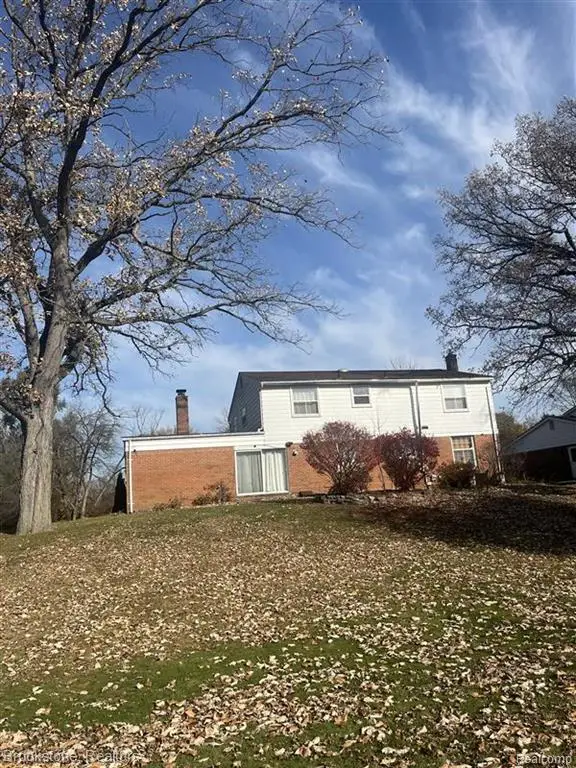 28917 Ramblewood, Farmington Hills, MI 48334 - #2