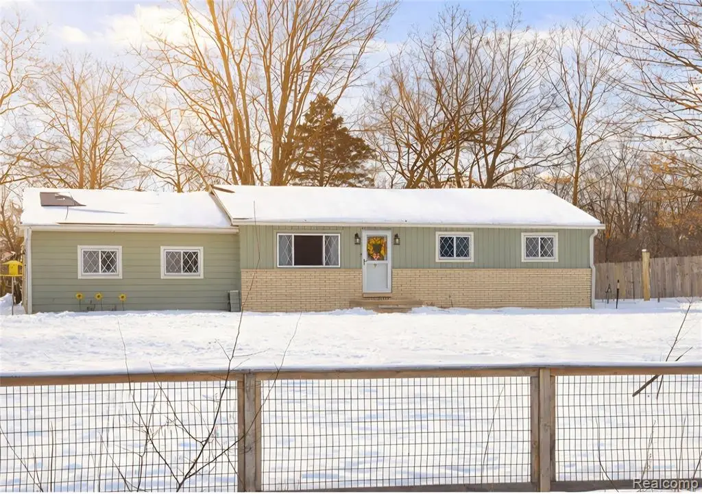 22341 Bell, New Boston, MI  - #1