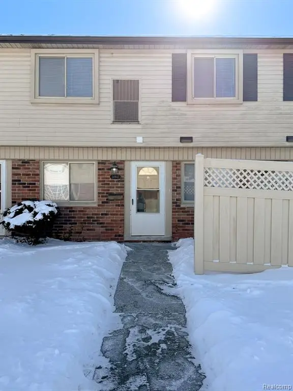 24943 Mayfair, Flat Rock, MI  - Image #2