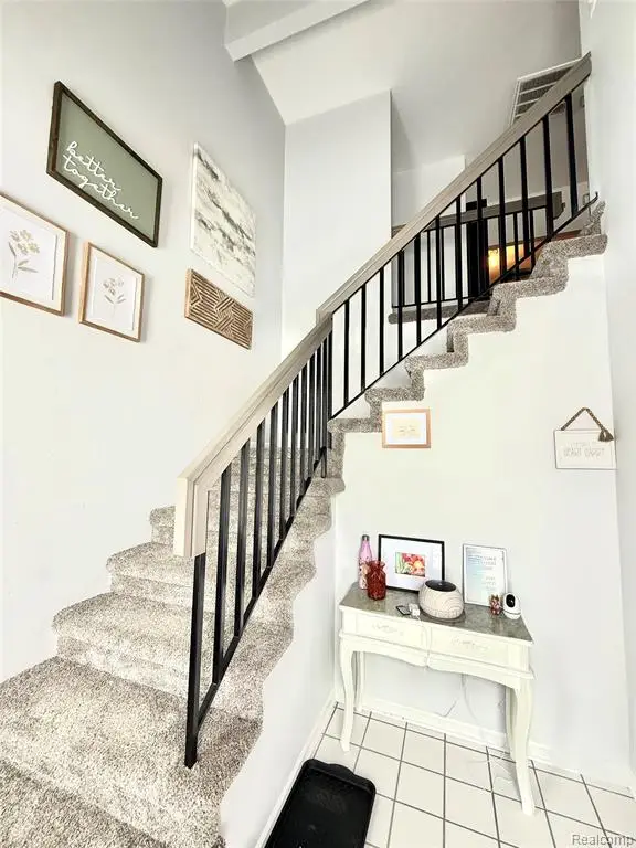 43431 Claremont Dr. E, Clinton Township, MI  - Image #2