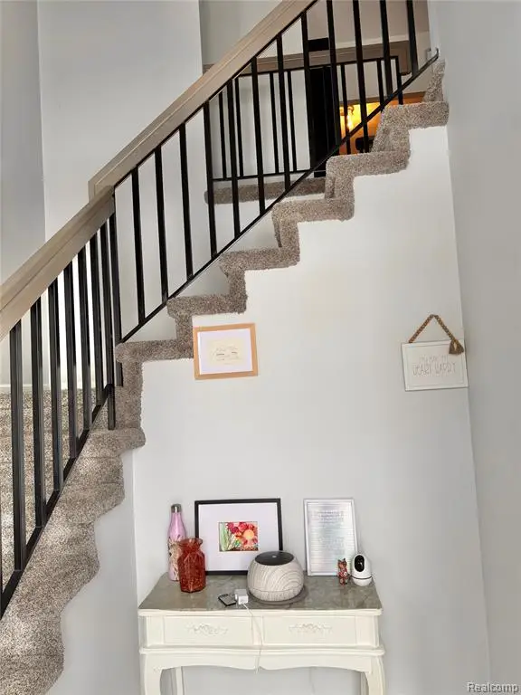 43431 Claremont Dr. E, Clinton Township, MI  - Image #3