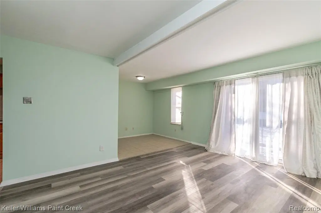 31993 W 12 Mile #109, Farmington, MI  - Image #1