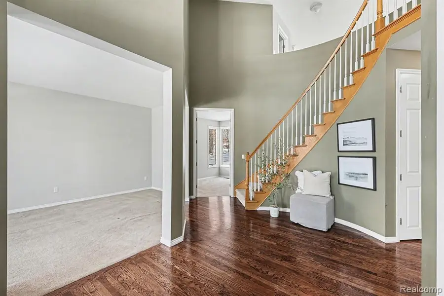 5641 Golf Pointe, Clarkston, MI  - Image #2