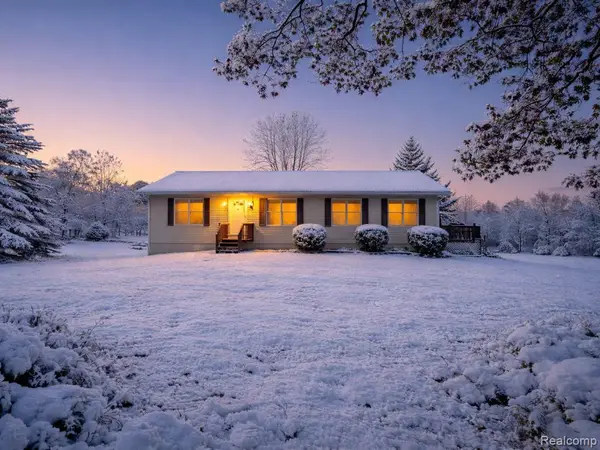 4599 Wheeler, Fowlerville, MI 