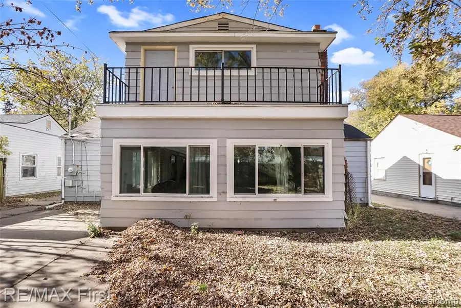 26730 Ridgemont, Roseville, MI 48066 - #3