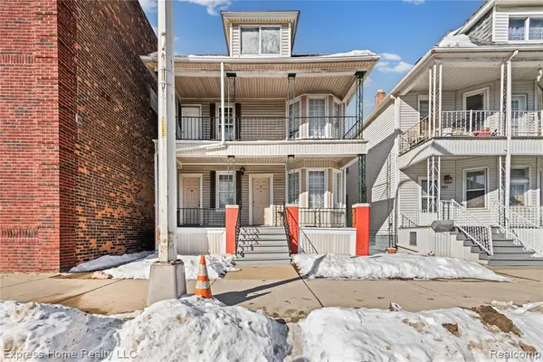 3321 Holbrook, Hamtramck, MI 