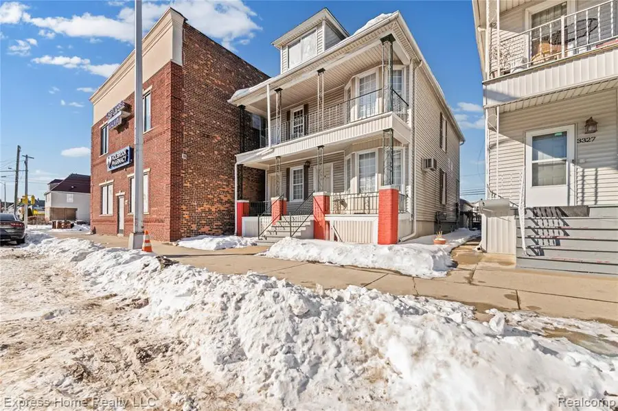 3321 Holbrook, Hamtramck, MI  - Image #2