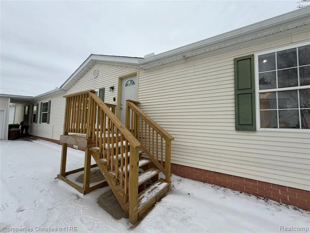 45869 Bonaventure, Macomb, MI 48044 - Image #1