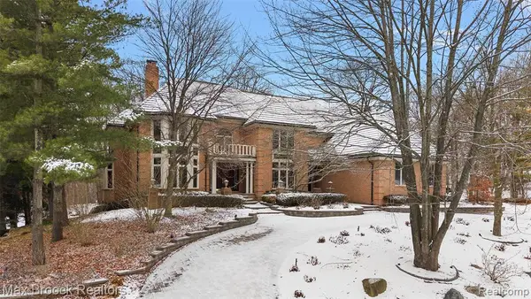 5148 Crest Knolls, Bloomfield Hills, MI 