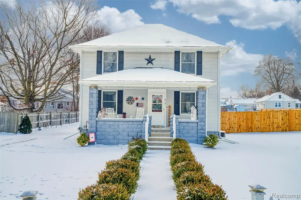 919 E Michigan, Grass Lake, MI  - #1